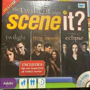 UNOPENED - twilight scene it game- dvd included